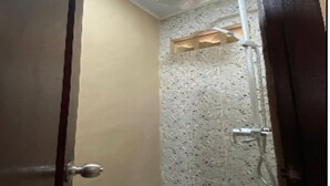 Villa, vue lac | Salle de bain