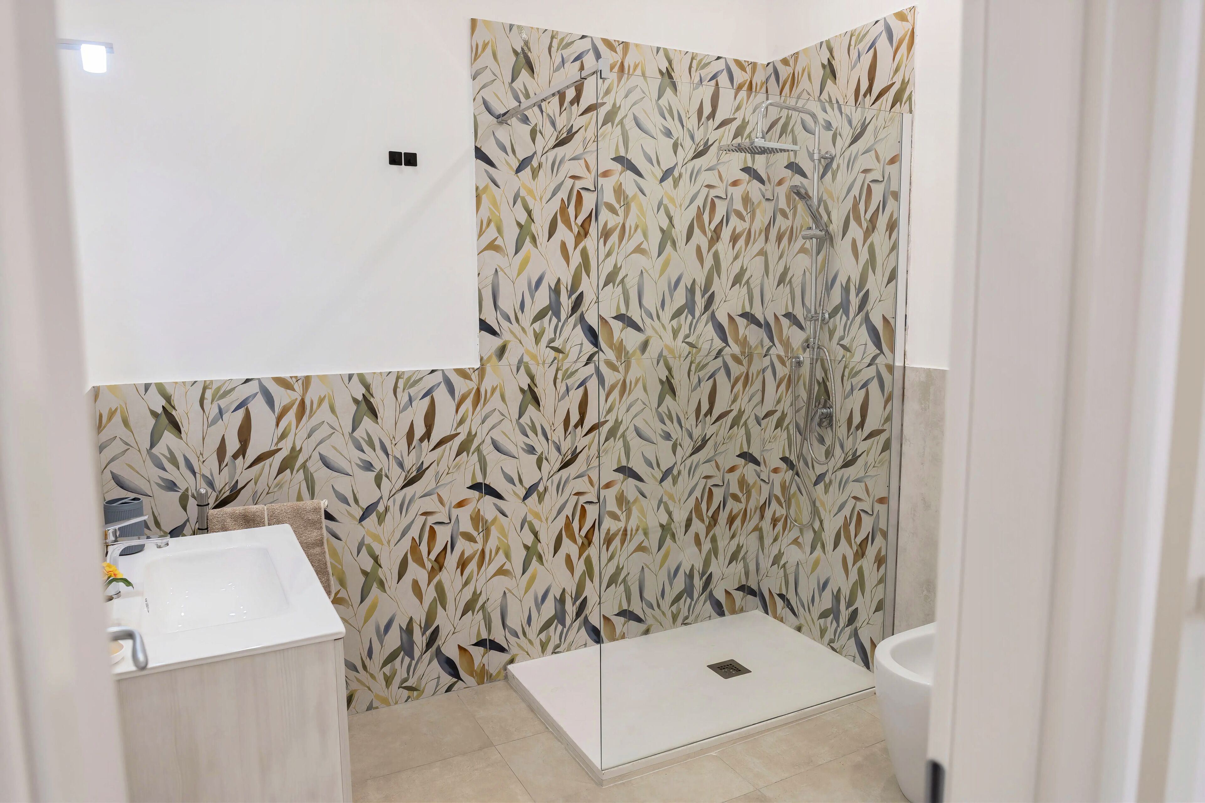 Deluxe Double Room, Private Bathroom | Bathroom | Shower, hair dryer, towels, soap