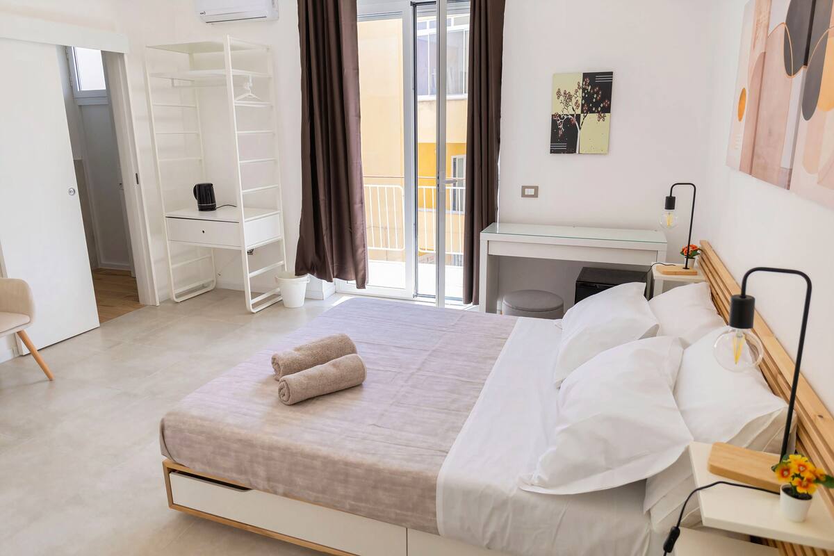 Superior Triple Room, Balcony | Desk, WiFi (free)