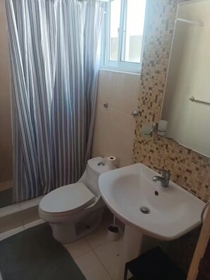 Towels, soap, toilet paper - Stylish Ocean View Apartment Santo Domingo (Santo Domingo)