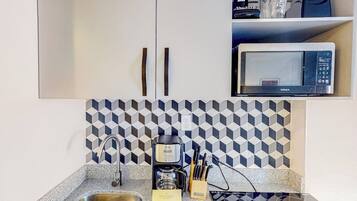 Studio, 2 Einzelbetten, Haustiere gestattet (Sophie 203b at Morgan Residences) | Eigene Küche