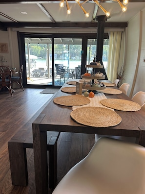 Dining - Waterfront Curvy Midcentury Cabin on Paw Paw Lake - Memories Made Here!  (Watervliet)