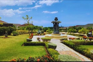 Property grounds - Charming 3-bedroom house with modern amenities and minutes from Ocho Rios (Priory)