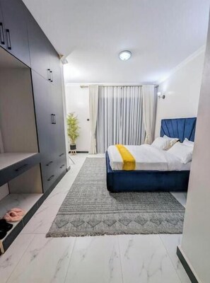 2 Schlafzimmer, Bügeleisen/Bügelbrett, WLAN, Bettwäsche