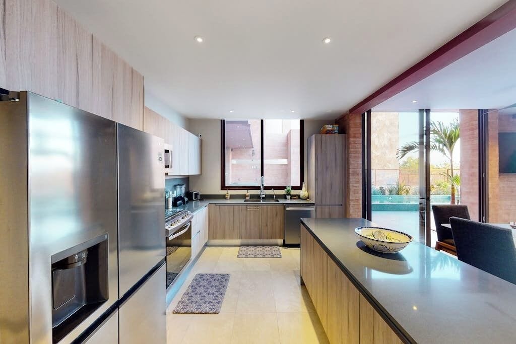 House, Multiple Beds, Ocean View (Villa in the Clouds) | Private kitchen | Coffee/tea maker