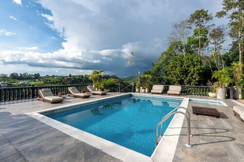 Valle Luna Country House: Comfort and Nature in Quindío