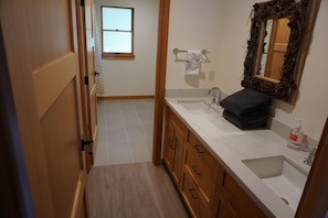 Cabane Deluxe, vue montagne | Salle de bain