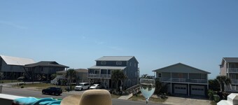 Ticket to Paradise at Holden Beach - Beach access just steps away!