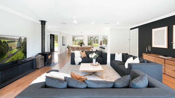 Living area - Misty Ponds, Countryside at Berrima (Berrima)