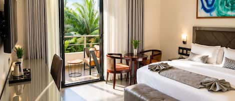 In-room safe, desk, soundproofing, iron/ironing board