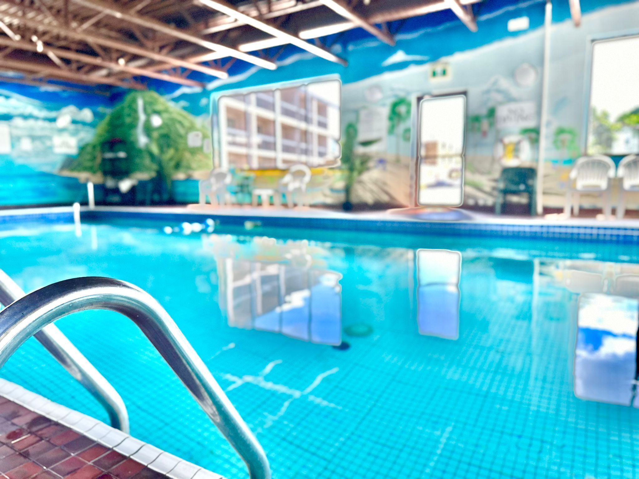 Innenpool, beheizter Pool