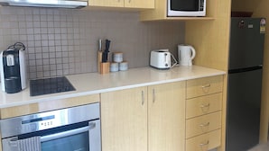 Unclassified image, 4 of 14, button - Central Bondi Garden Unit (Sydney)