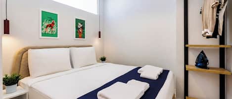 3 bedrooms, iron/ironing board, WiFi