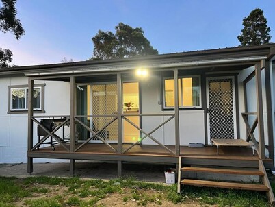 ICONIC ESCAPE NOWRA - Entire house