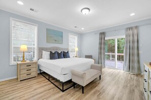 Free WiFi, bed sheets - 🦩Book Me Baby! Juan Sweet Beach House in Santa Rosa Beach🦩 (Santa Rosa Beach)