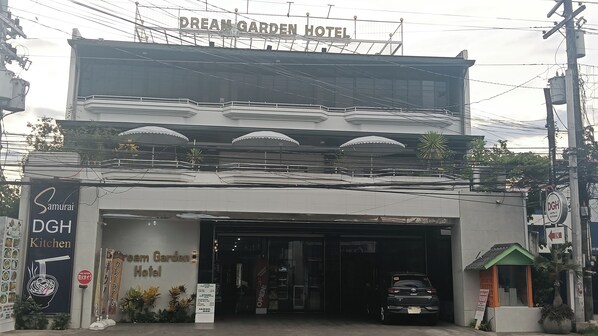 Exterior - Dream Garden Hotel (Solano)
