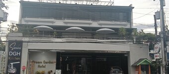Dream Garden Hotel