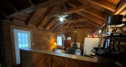 Dreams End Woodcliff Cabin