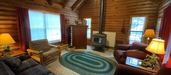 Dreams End Woodcliff Cabin