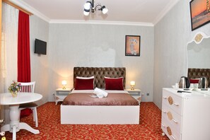 Classic Double Room, City View | Desk, blackout curtains, soundproofing, iron/ironing board - Old Town Hotel (Bakı)
