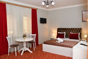 Classic Double Room, City View | Desk, blackout curtains, soundproofing, iron/ironing board - Old Town Hotel (Bakı)