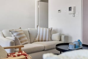 Living area - Stylish Coastal Penthouse with Port Views (North Fremantle)