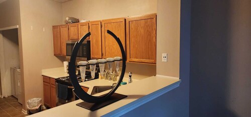 2 Master bedrooms condo with Two walk in Closets and half bath main floor