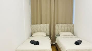 Tabla de planchar con plancha