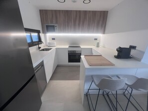 Microwave, oven, stovetop, coffee/tea maker - Ground Floor Oasis at La Serena Golf (Los Alcázares)