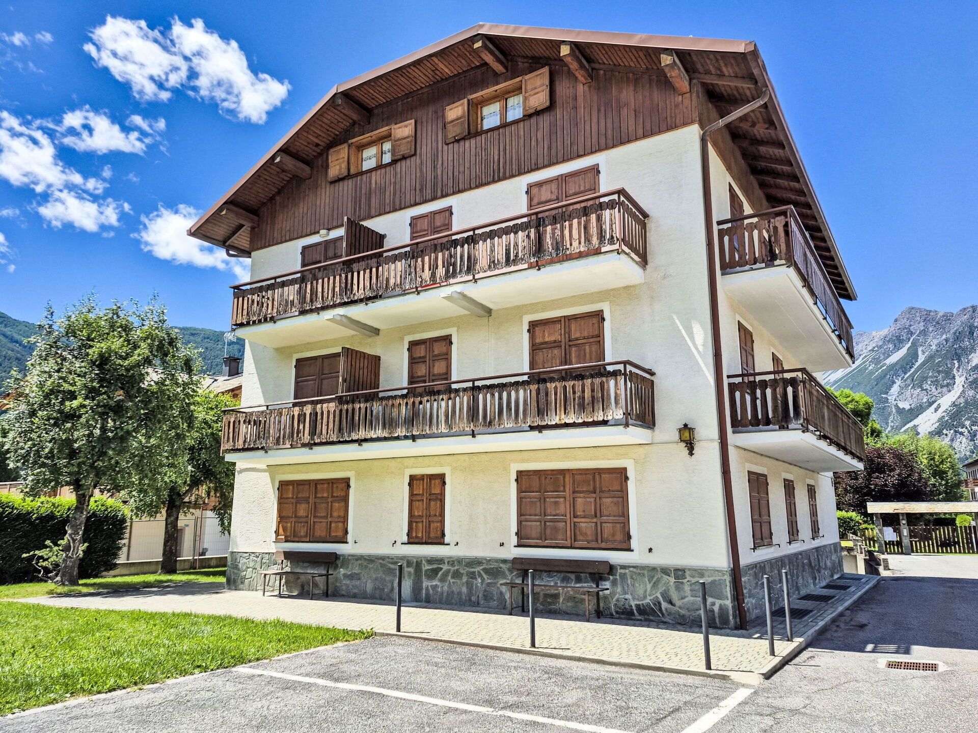 Balkon, Villa