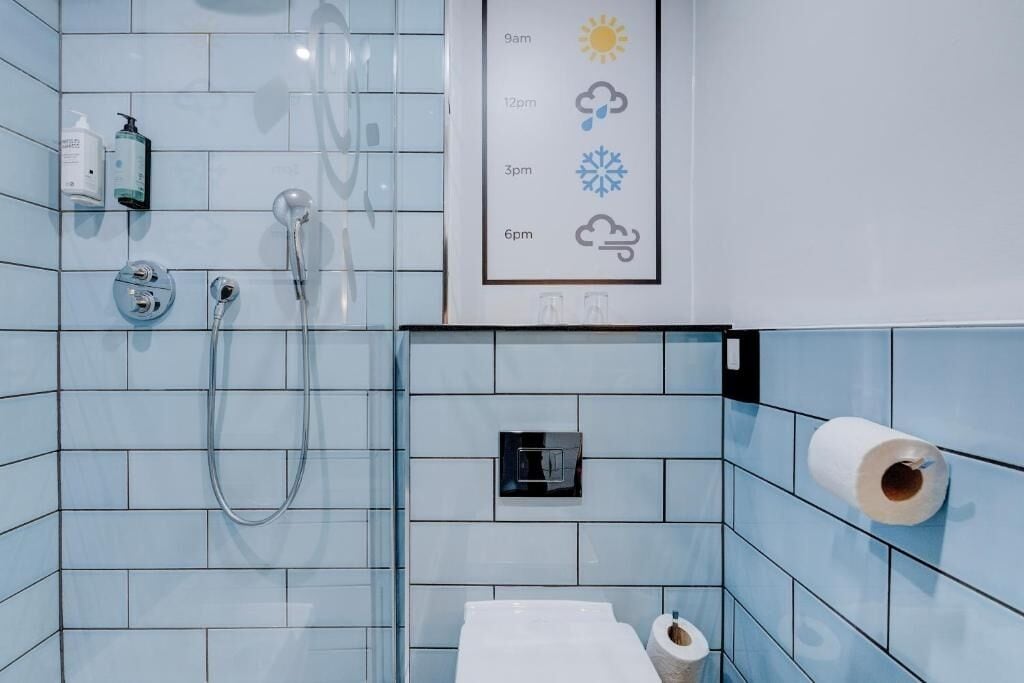 Hair dryer, towels