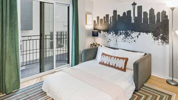 Iron/ironing board, internet, bed sheets