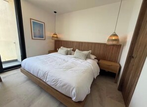 Ferros/tábuas de passar roupa, Wi-Fi, roupa de cama