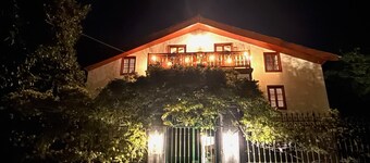 Basque farmhouse with garden and views, 20 min from Bilbao and 8 min from the train.