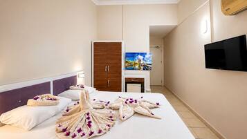 Classic Twin Room, Balcony, Beach View | Hypo-allergenic bedding, minibar, desk, laptop workspace