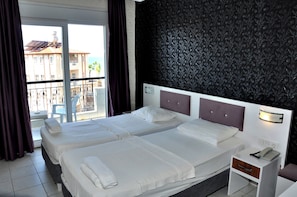 Classic Twin Room | Hypo-allergenic bedding, minibar, desk, laptop workspace - SAYGILI BEACH HOTEL (Manavgat)
