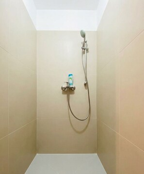 Shared bathroom - Affordable Room in a Calm Neighborhood (Wien)