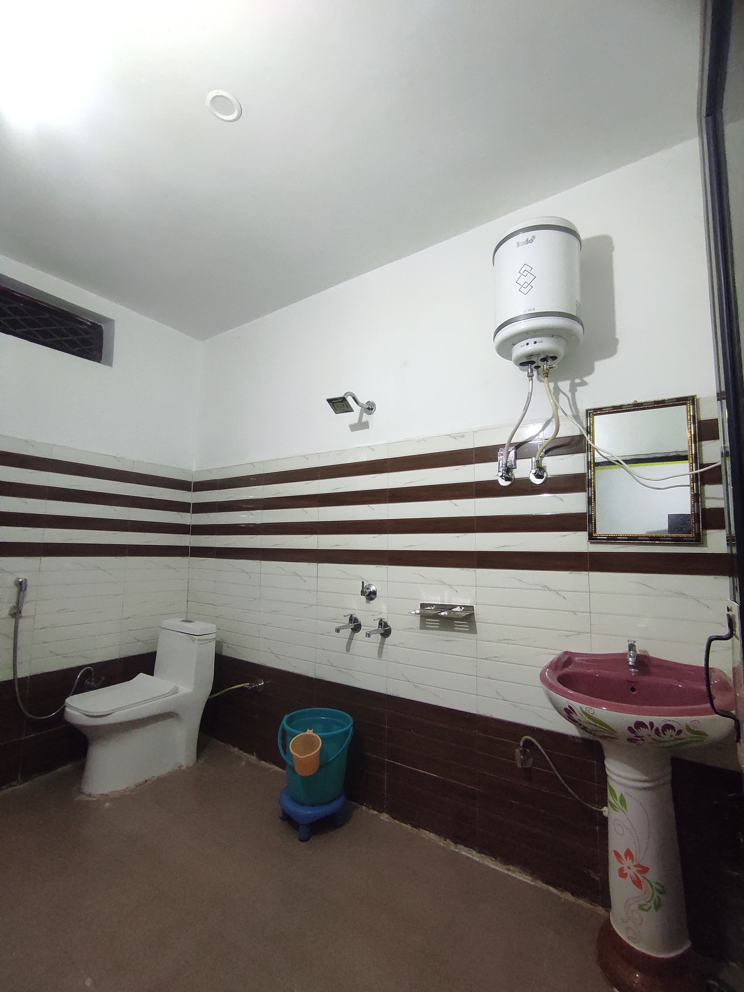 Standard Quadruple Room, Hill View | Bathroom | Shower, towels, soap, shampoo