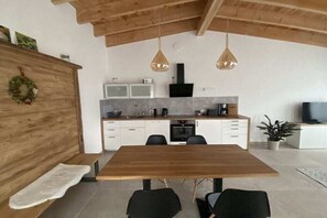 Dining - Holiday home in Crottendorf with barbecue (Crottendorf)