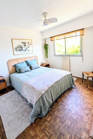 Iron/ironing board, WiFi, bed sheets - 3 rooms with parking 700 meters from the sea (Cagnes-sur-Mer)
