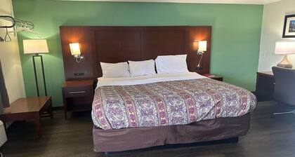 King Bed|Non-Smoking