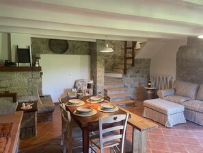 Living area - Low-impact vacation home in nature (Toscana)