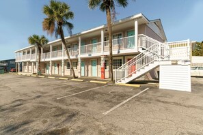Exterior - Myrtle Beach SC | full bed (Myrtle Beach SC)