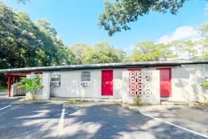 Exterior - 1 Queen Bed,2 Full Bed|Smk (Mobile AL)