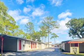Exterior - 1 Queen Bed,2 Full Bed|Smk (Mobile AL)