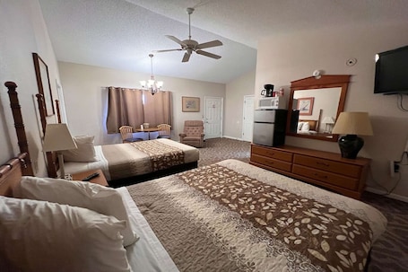 Room. Large 2 Queen Beds|Non-Smoking