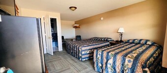 1 cama tamaño Queen y 1 cama matrimonial | Nsmk