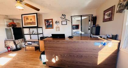 1 Queen Bed & 1 Full Bed|Nsmk