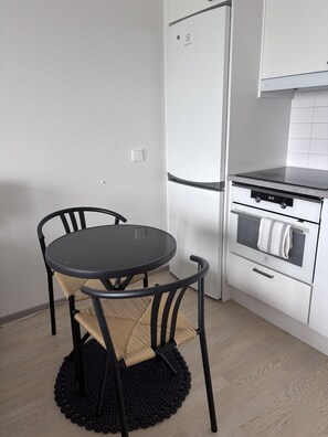 Dining - Modern studio next to Finnoo metro - BossHomes Tuohi (Espoo)