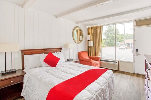 Kernersville NC|Queen Bed